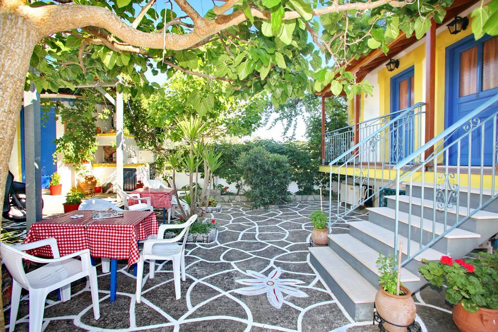 Alexandra Sofia Apartment Stafylos Bagian luar foto