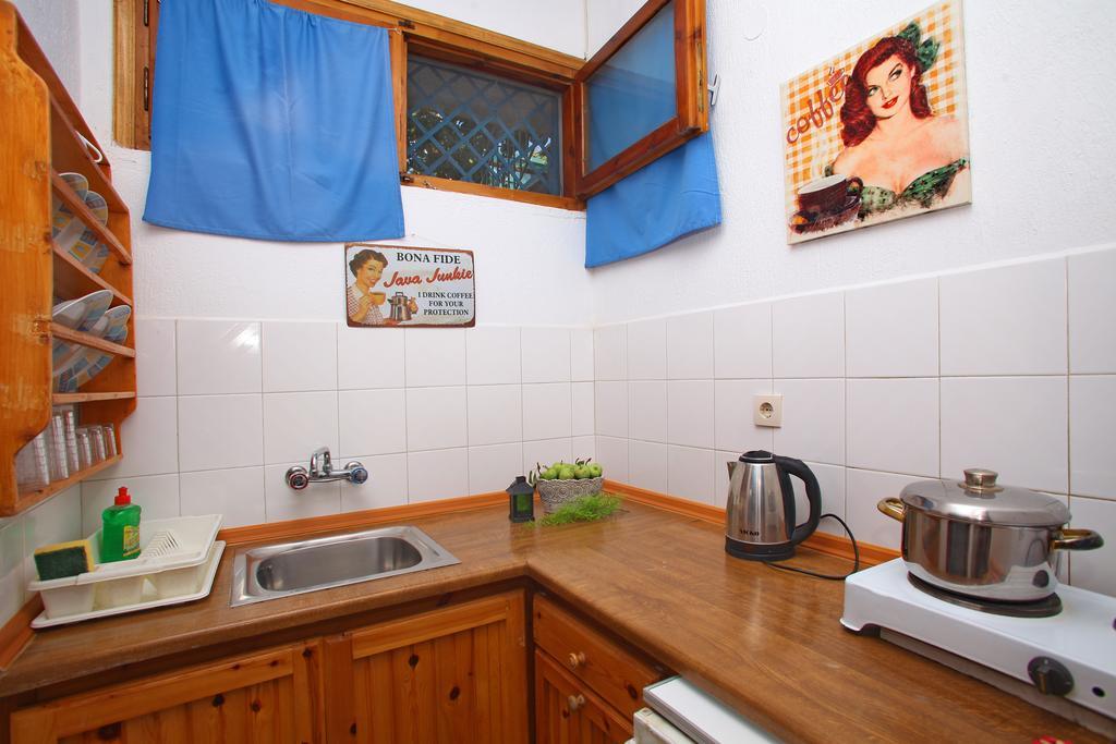 Alexandra Sofia Apartment Stafylos Bagian luar foto